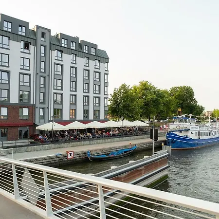 Moon River Old Town Apartment